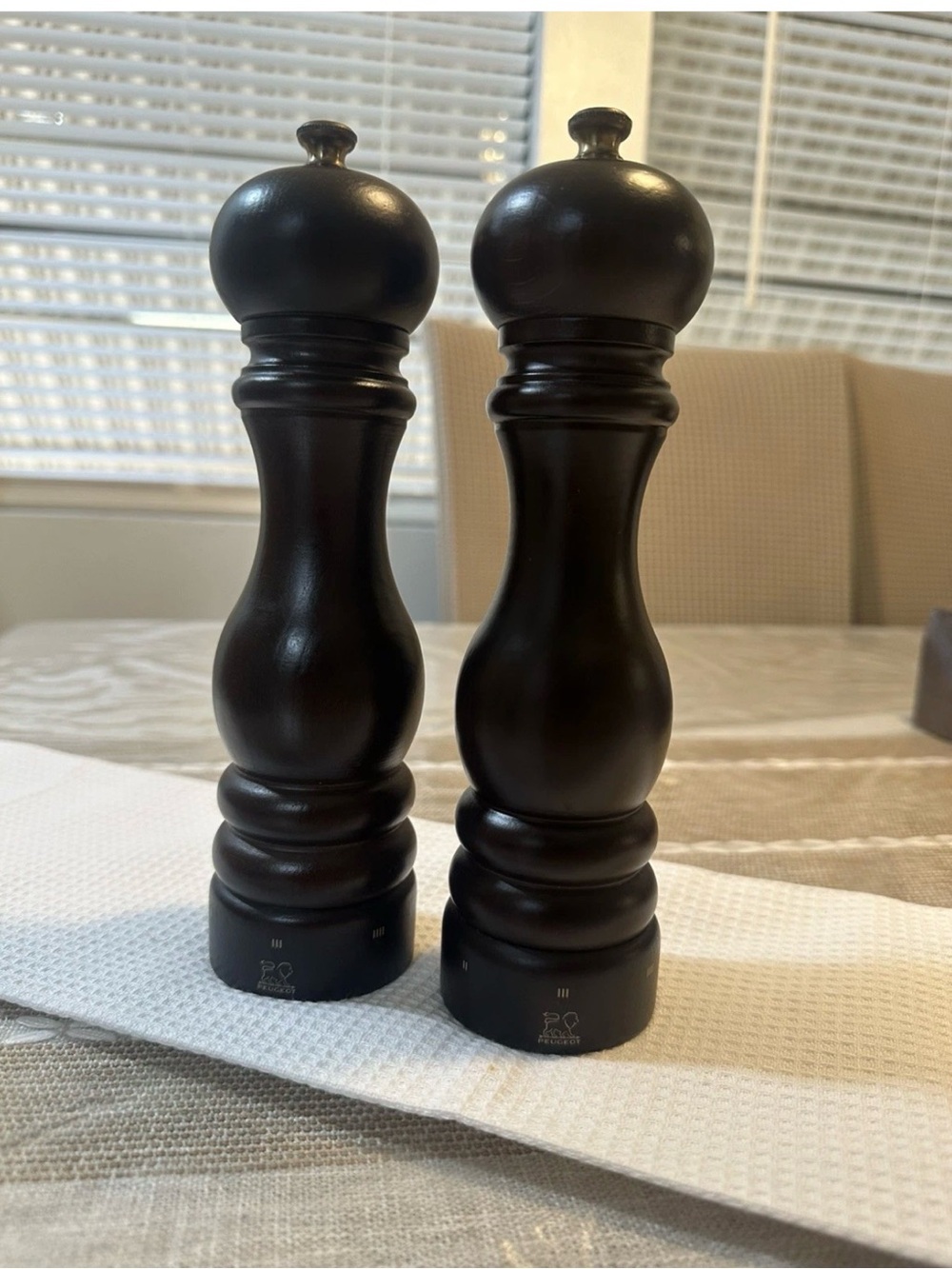 Peugeot Paris u'Select 9" Salt & Pepper Mill Grinder Set - Made in France